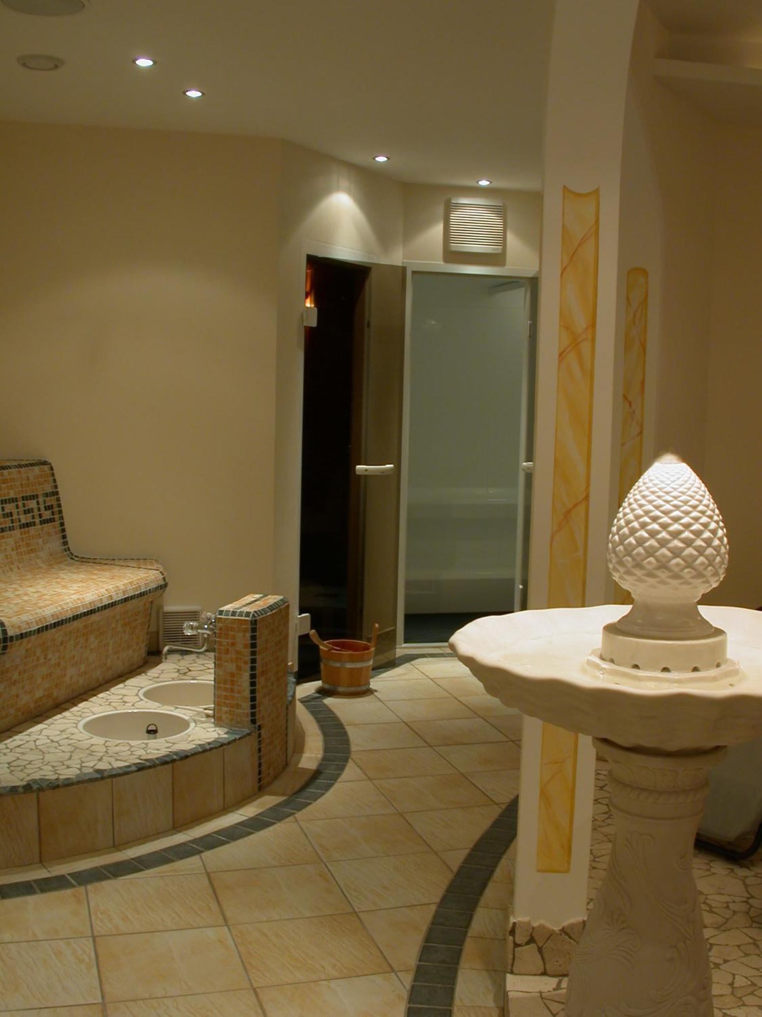 Hotel Garni Pradella Ischgl Buitenkant foto